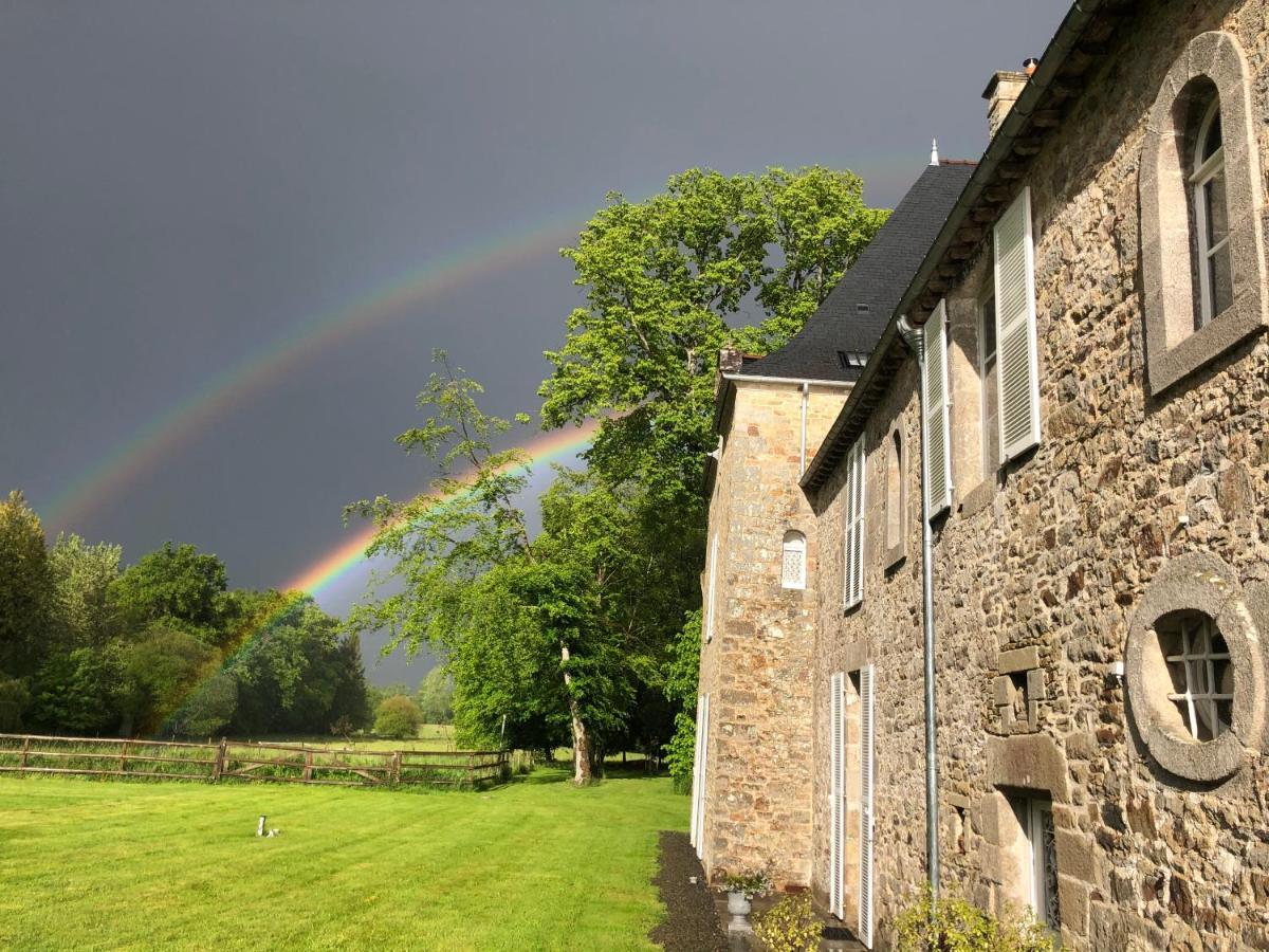Chambres D'Hotes Chateau De La Croix Chemin Saint-Leger-des-Pres Eksteriør billede