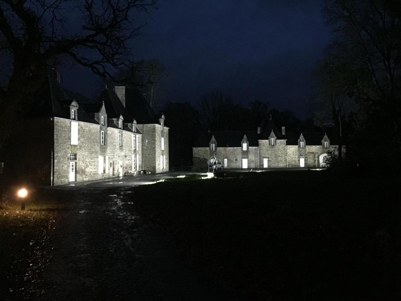 Chambres D'Hotes Chateau De La Croix Chemin Saint-Leger-des-Pres Eksteriør billede