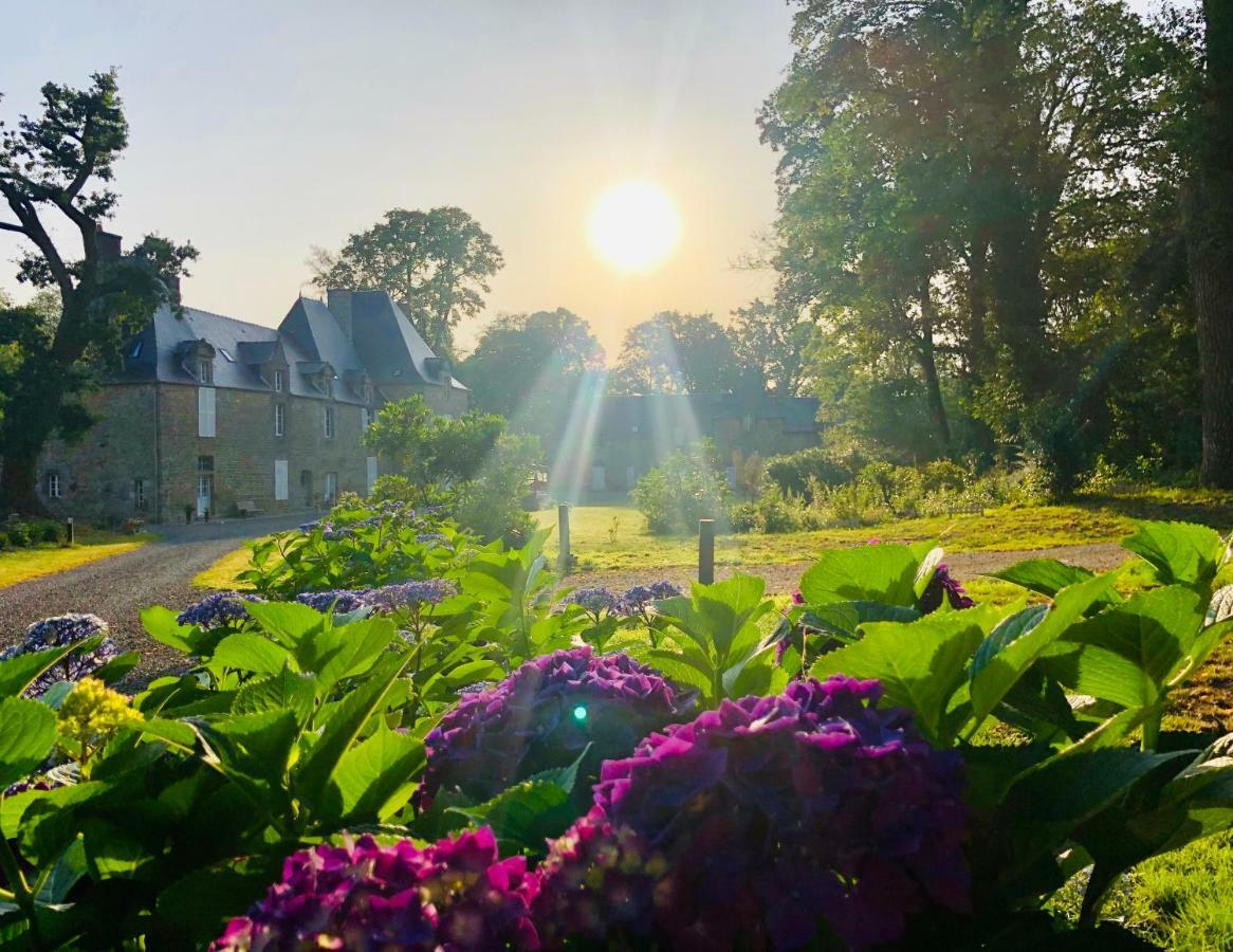 Chambres D'Hotes Chateau De La Croix Chemin Saint-Leger-des-Pres Eksteriør billede